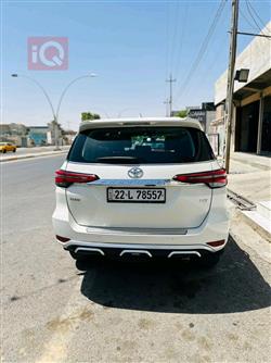 تۆیۆتا فۆرچێنەر